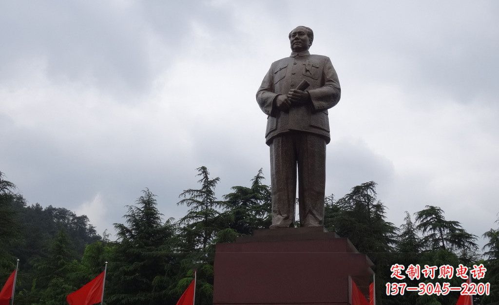 贵州广场伟人毛泽东铜雕