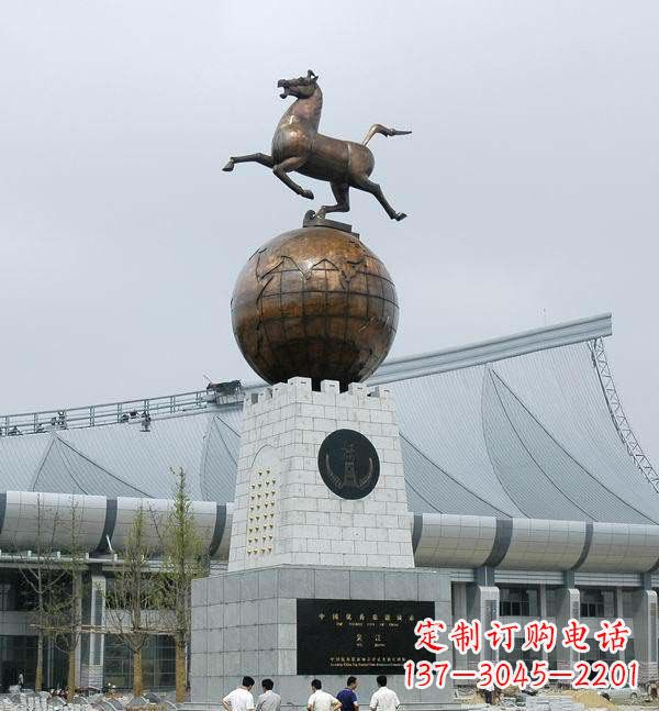 贵州世界地球铜雕,完美展现地球的神秘与美丽