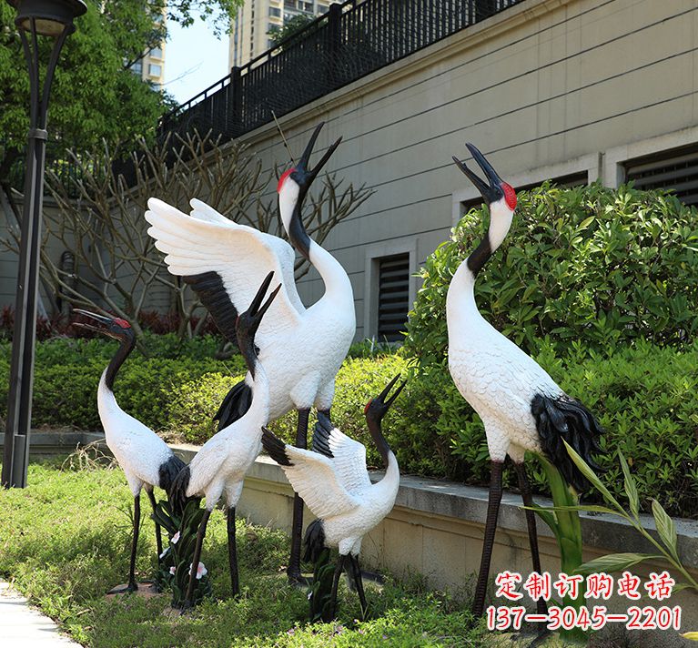 贵州精致仿真的仙鹤雕塑
