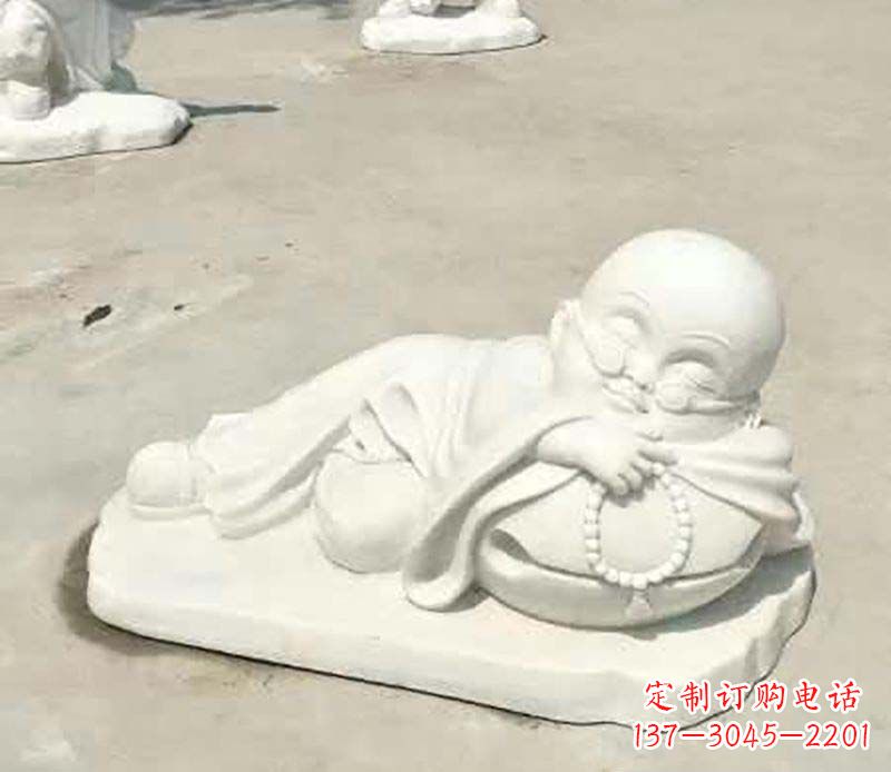 贵州传统尊贵,别具一格的汉白玉小和尚雕塑