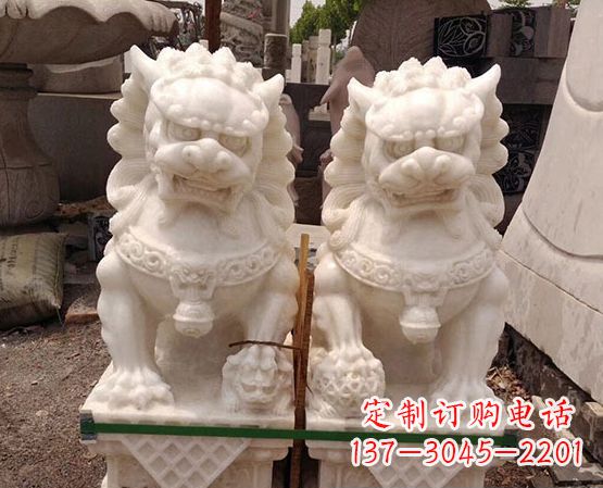 贵州精美手工汉白玉狮子石雕