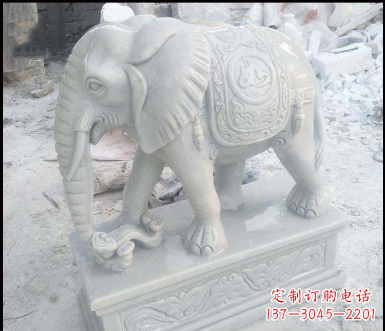 贵州精美汉白玉吉祥鼻卷如意大象雕塑
