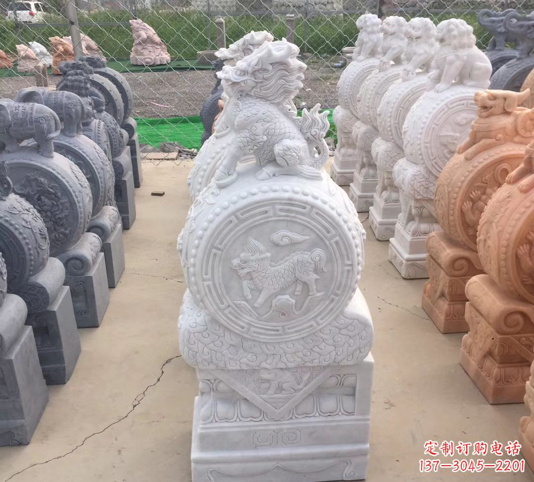 贵州展现高贵气质的经典麒麟雕塑