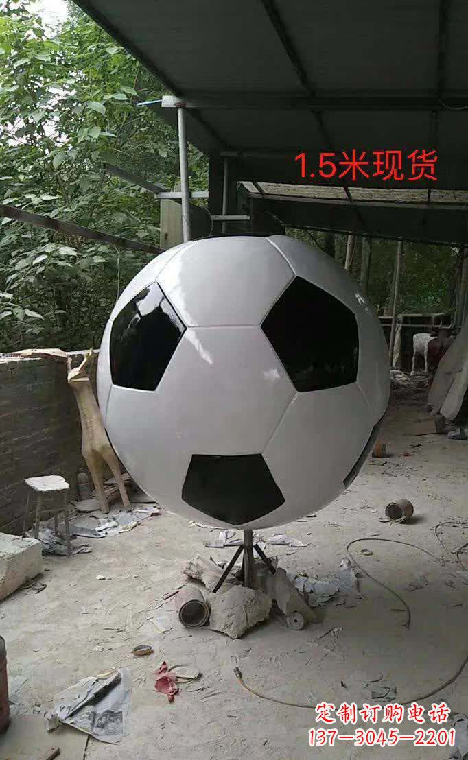 贵州不锈钢足球雕塑提供优质的装饰效果