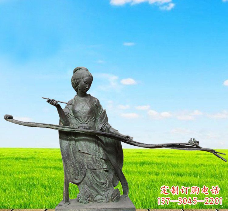 贵州优雅迷人的古代美女铜雕
