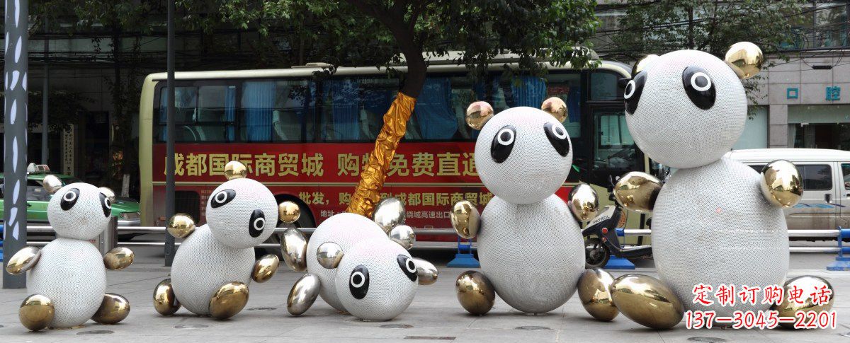 贵州中领雕塑:优雅的不锈钢抽象熊猫雕塑