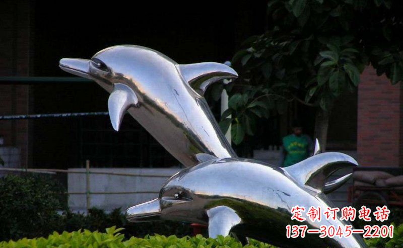 贵州彰显自由灵动的不锈钢跳跃海豚雕塑