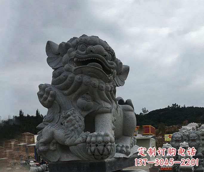 贵州街边景观南方狮子石雕