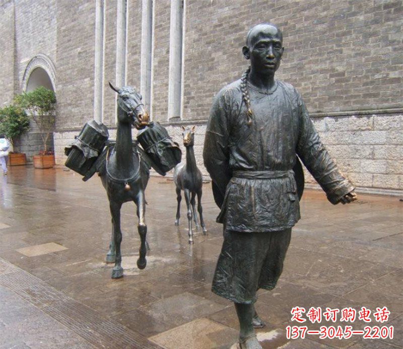 贵州街边牵毛驴的古代人物小品铜雕
