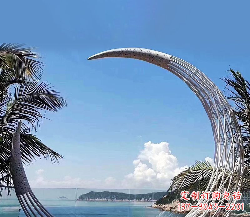贵州无比耀眼的不锈钢月亮雕塑
