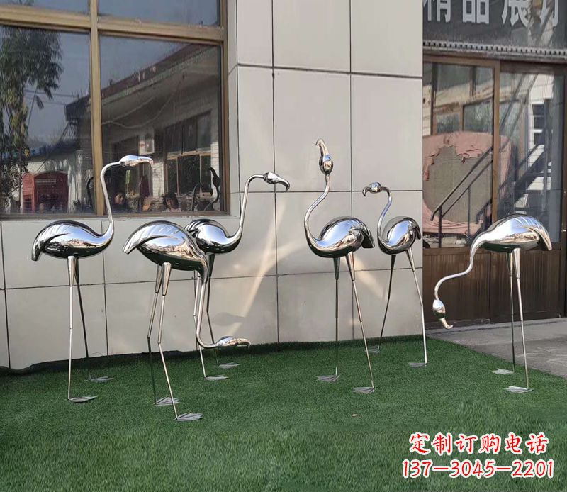 贵州优雅古典的镜面不锈钢仙鹤雕塑