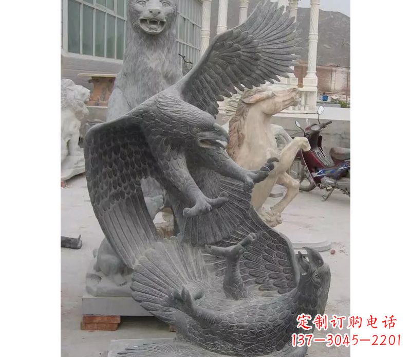 贵州中领雕塑推出的石雕老鹰是一款充满生机与力…