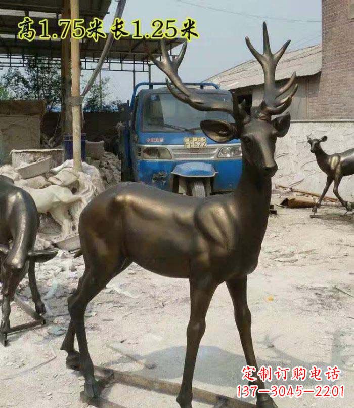 贵州艺术精美,高品质鹿铜雕塑