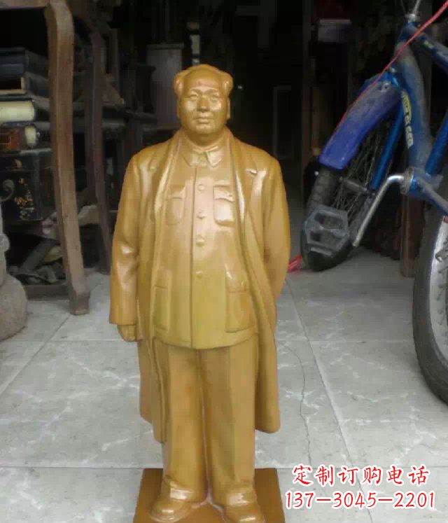 贵州毛主席仿铜雕塑:唤醒历史的记忆