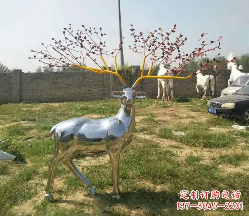 贵州梅花鹿镜面不锈钢雕塑