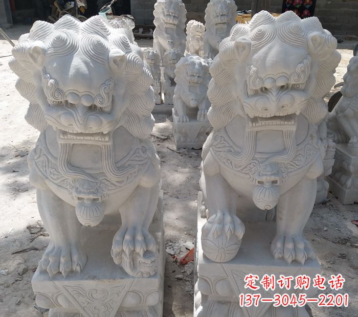贵州象征力量的狮子雕塑