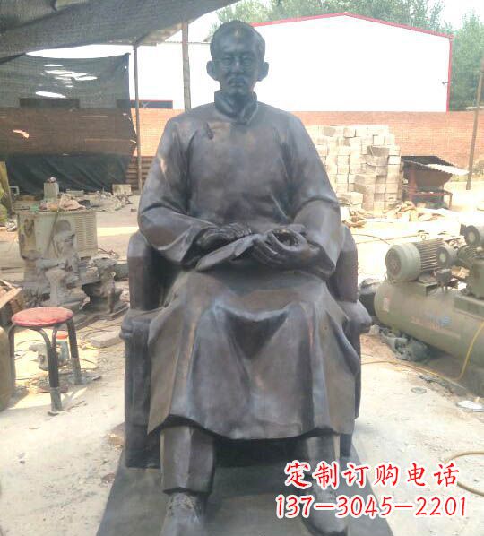 贵州蔡元培铜雕:让你的精神耀眼发光