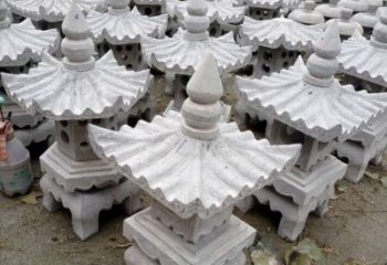 贵州汉白玉灯笼雕塑是由中领雕塑定制的一种华丽…