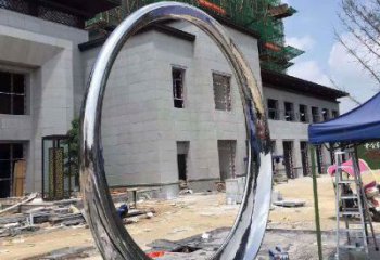 贵州精致典雅的镜面不锈钢圆环雕塑