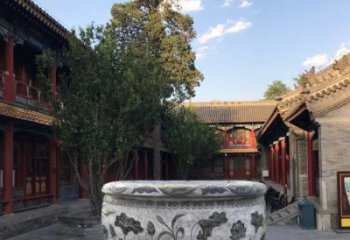 贵州连年有鱼石浮雕圆形荷花水缸