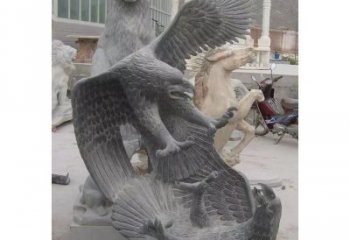 贵州中领雕塑推出的石雕老鹰是一款充满生机与力…