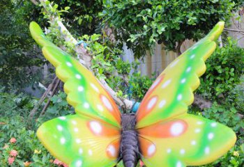 贵州中领雕塑蝴蝶情缘彩绘雕塑，由专业艺术家制…