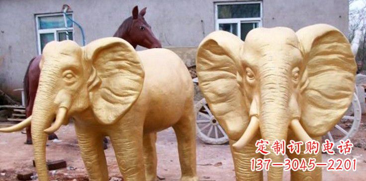 贵州漆金巨型大象雕塑,由中领雕塑厂家定制制作…