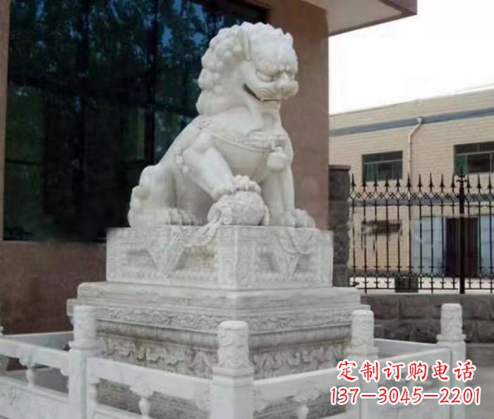 贵州宏伟雄浑的大理石狮子石雕