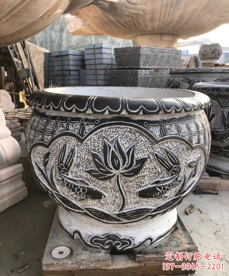 贵州青石仿古荷花水缸雕塑