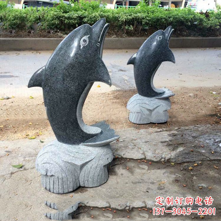 贵州青石海豚雕塑--精致好看与象征意义一起令人惊叹