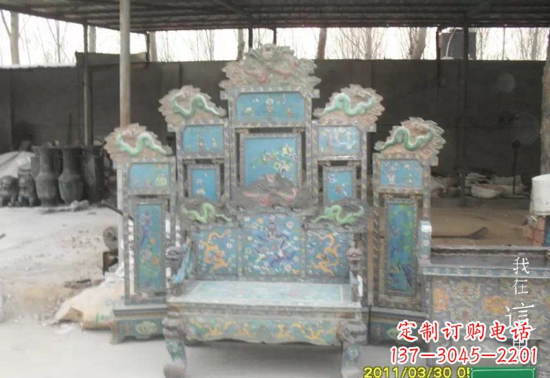 贵州青铜仿古龙椅雕塑,精美传神