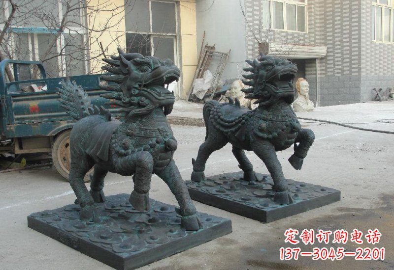 贵州唯美雕塑:青铜立式麒麟