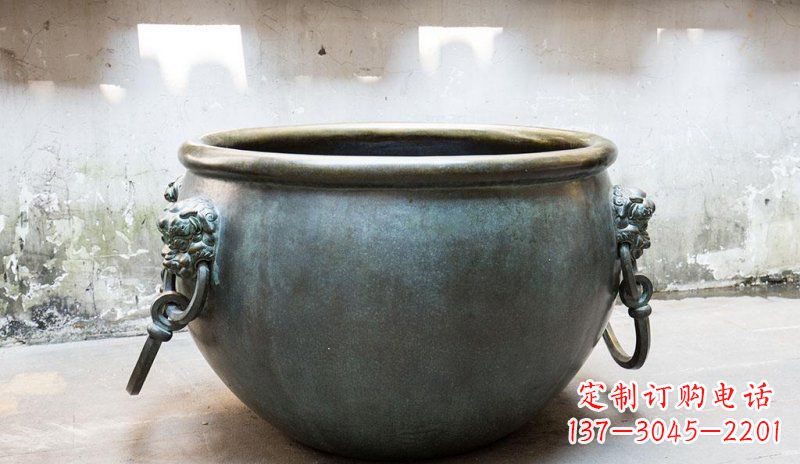 贵州精美青铜水缸雕塑，赏心悦目