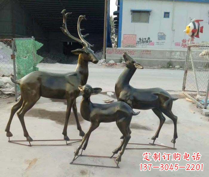 贵州群雄逐鹿,铸就精致鹿雕