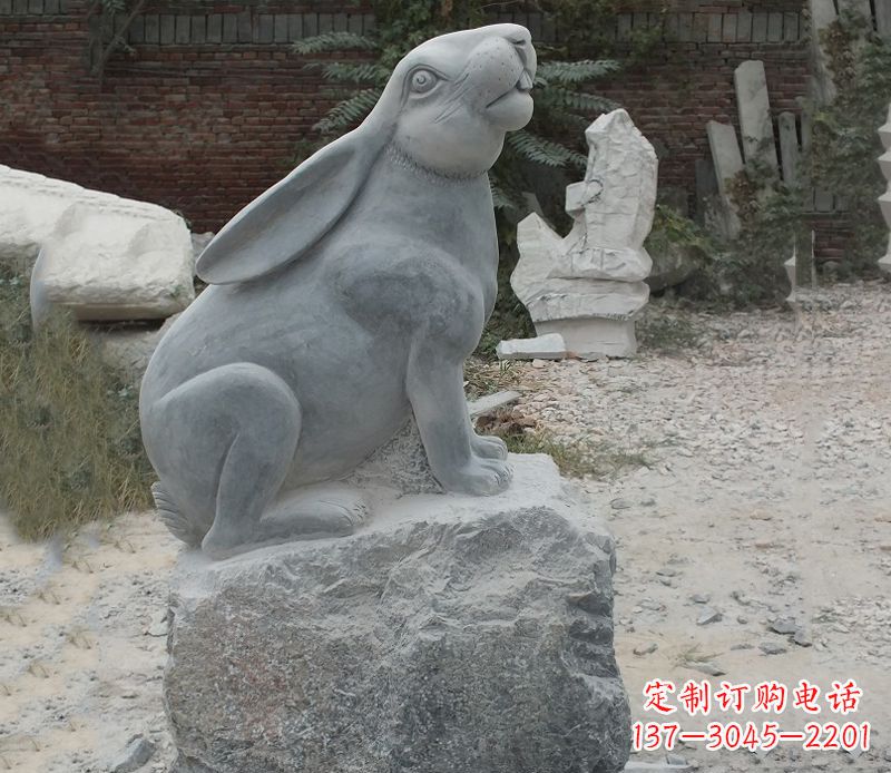 贵州中领雕塑是一家专业从事雕塑定制的厂家，致…
