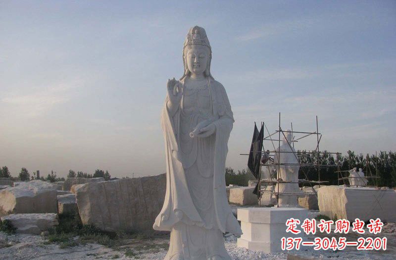 贵州现代艺术风格观音石雕塑