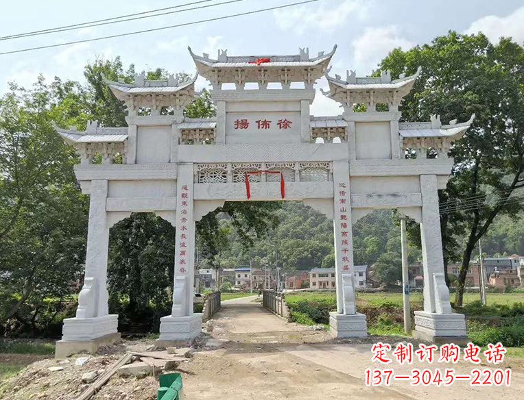 贵州古典大气的门楼石雕雕塑