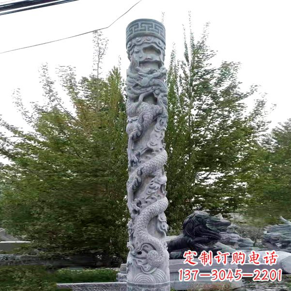 贵州华贵典雅的石雕盘龙柱雕塑