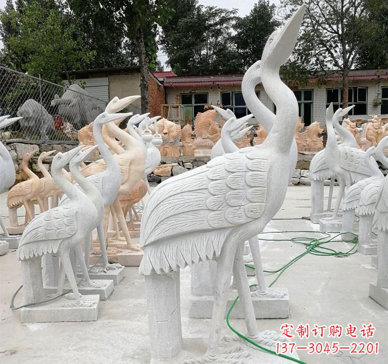 贵州石雕小仙鹤
