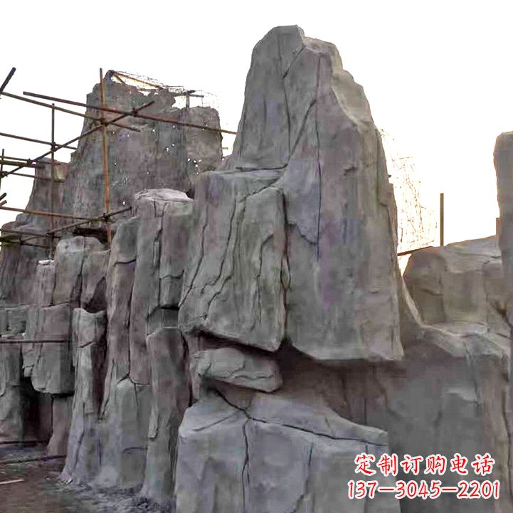 贵州水泥塑石假山雕塑