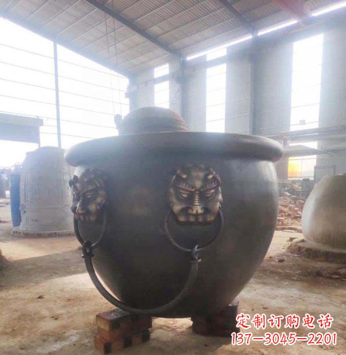 贵州寺庙水缸铜雕