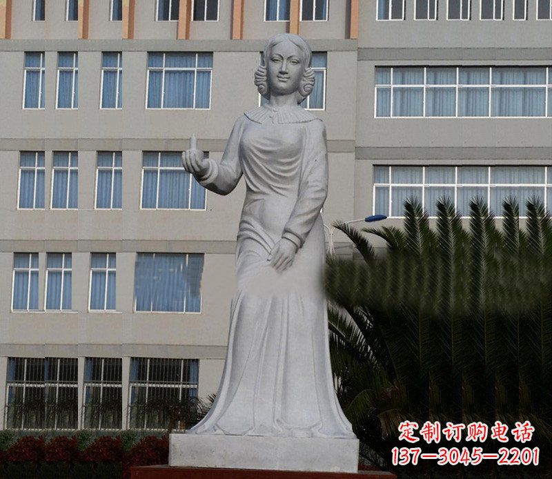 贵州提灯天使弗洛伦斯·南丁格尔石雕 (2)