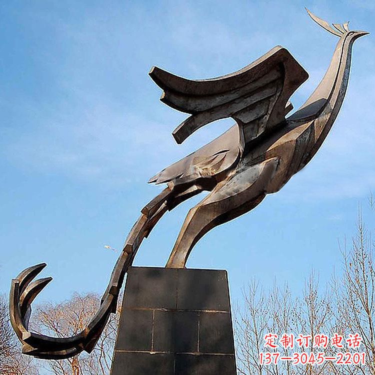 贵州铜雕百鸟之王凤凰景观雕塑