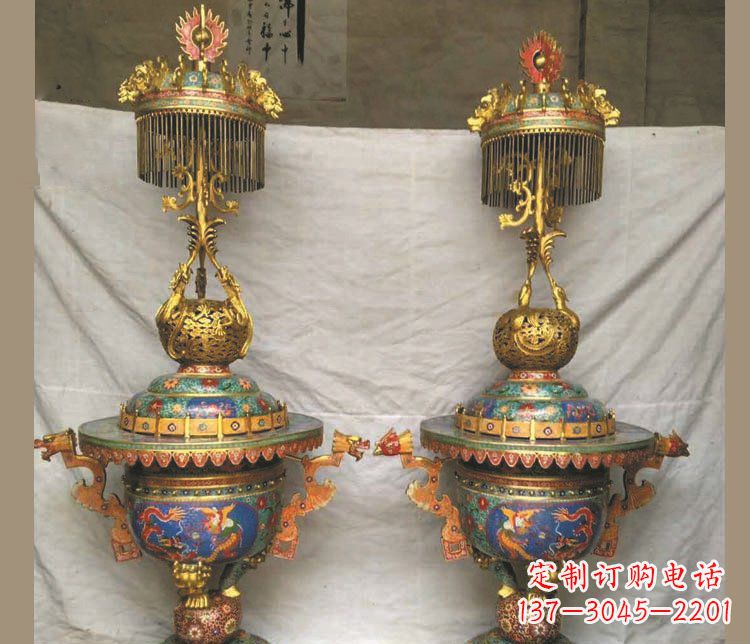 贵州铜雕彩绘香炉景观摆件