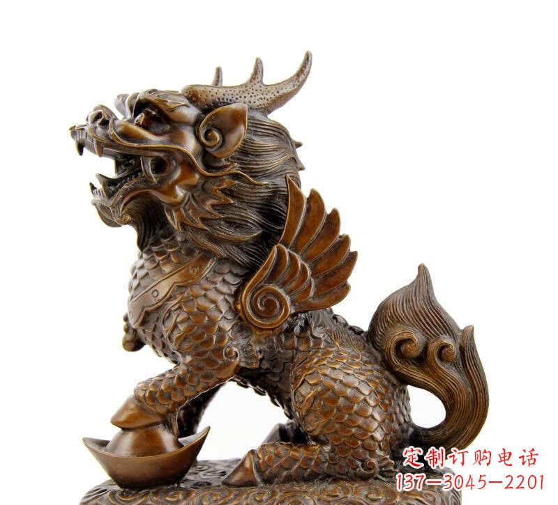 贵州铜雕踩元宝麒麟