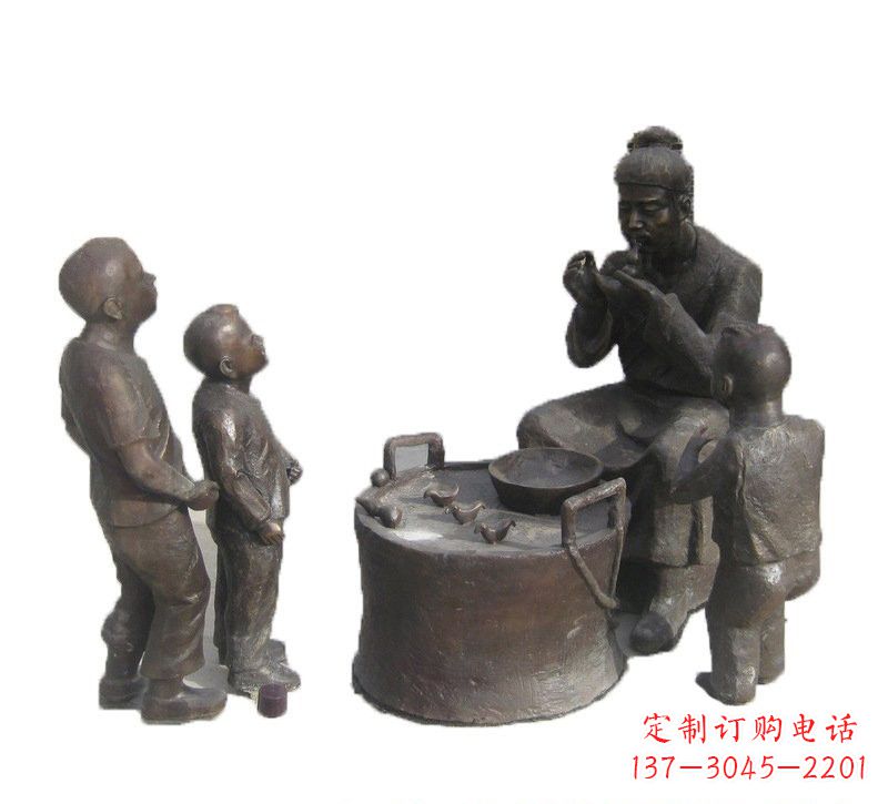 贵州铜雕吹糖人的古代人物
