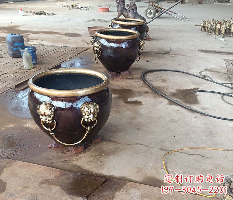 贵州铜雕故宫狮子头水缸雕塑