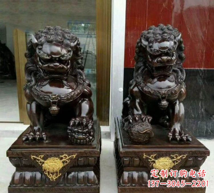 贵州铜雕故宫狮子