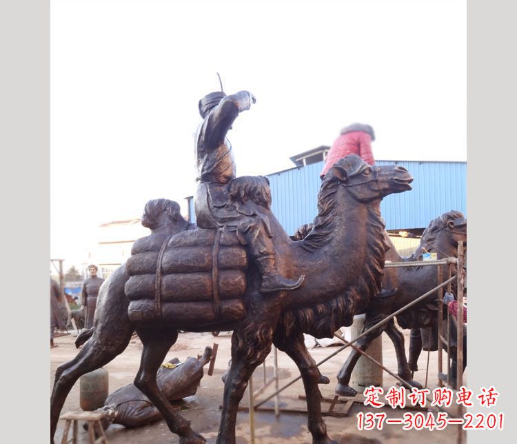 贵州铜雕广场骑骆驼雕塑