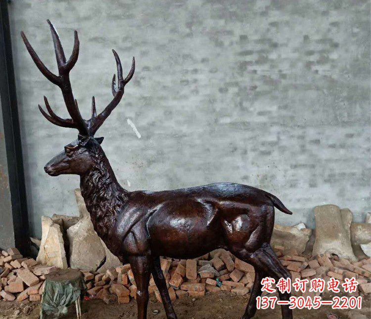 贵州铜雕户外公园动物雕塑鹿摆件